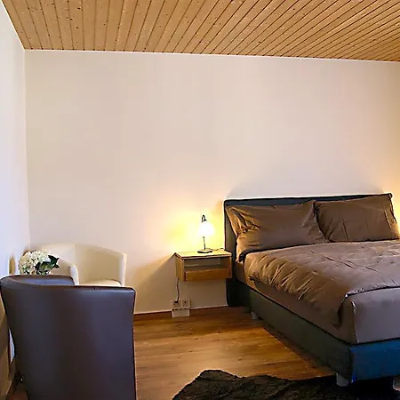 Roessli By Livingmoments Davos
