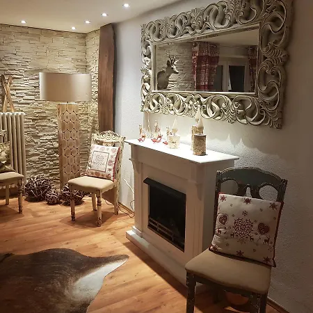 Roessli By Livingmoments 3* Davos