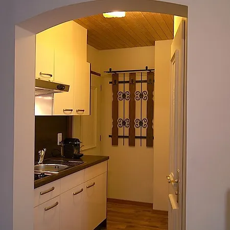 Roessli By Livingmoments دافوس