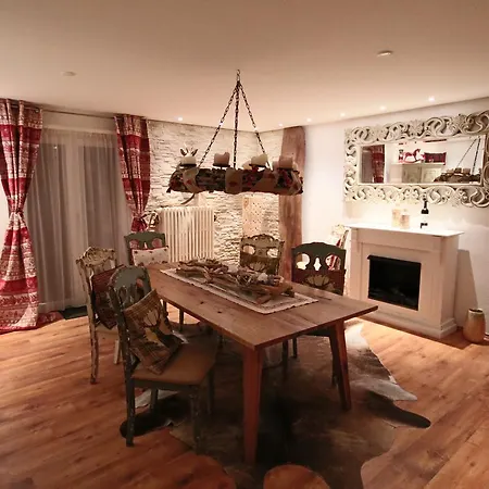 Roessli By Livingmoments 3*